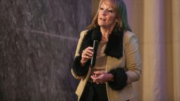 Cosse anunció subsidio para embarazadas y niños con malnutrición