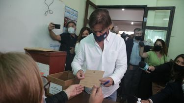El presidente Luis Lacalle Pou votó sobre el mediodía y habló en esta jornada especial de referéndum.