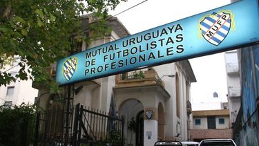 Conflicto en la Mutual amenaza con no iniciar el Torneo Intermedio.