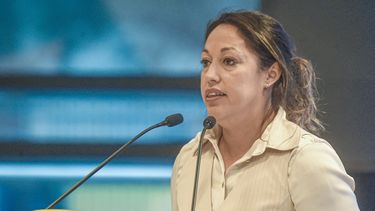 Cardona respondió a críticas por HIF Global y dijo que el memorando firmado en diciembre es público