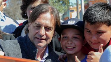 Encuesta Opción: Luis Lacalle Pou deja el Gobierno con el 54% de aprobación