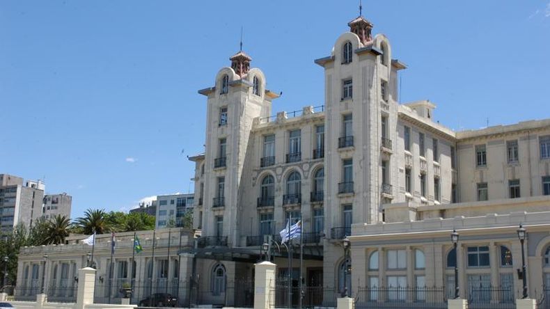 Representantes del PIT-CNT se reunieron con Cancillería por acuerdo con la UE: "Un desafío como sociedad"