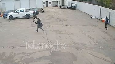 violenta rapina en lezica: delincuentes ingresaron a una distribuidora con armas cortas y largas
