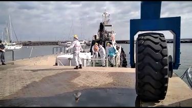 Desembarcaron a otro tripulante filipino con COVID-19