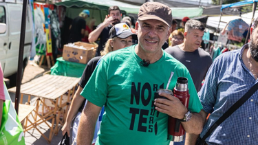 Yamandú Orsi en Punta Rieles.