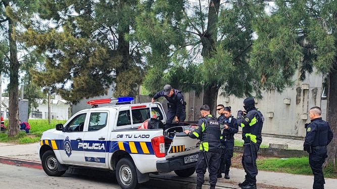 Un policía resultó con lesiones tras forcejear con una mujer en Jardines del Hipódromo