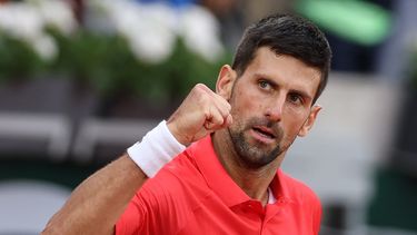 djokovic pasa a tercera ronda sin ceder un set ante alex molcan