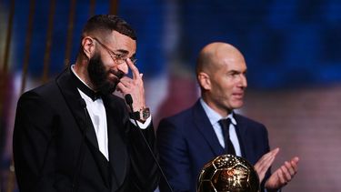 espero que sigas deleitandonos, dice zidane a benzema