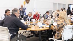 Orsi y el Consejo de Ministros terminan de definir el presupuesto en Torre Ejecutiva