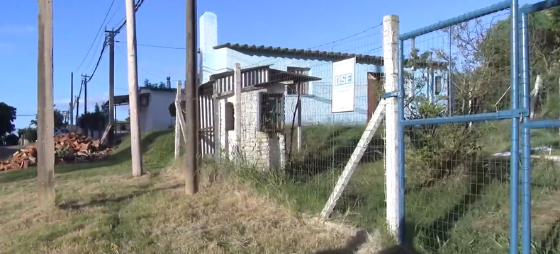 Vecinos de La Paloma reclaman por recortes en el suministro de agua potable: Aquí tomamos salitre