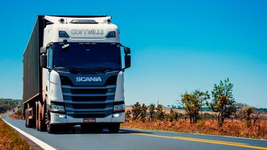 Sindicato del Transporte dice que propuesta de la patronal es regresiva  y propone salarios de hambre