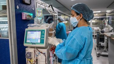 COVID-19 en Uruguay: seis fallecimientos y 84 casos en CTI