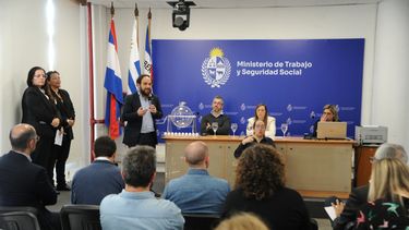 uruguay impulsa adjudico 5.500 cupos entre mas de 145.000 inscriptos