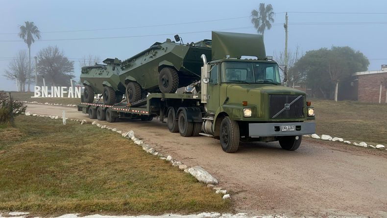 Comenzó el traslado de los blindados Cóndor del Ejército que reforzarán los operativos de la Policía