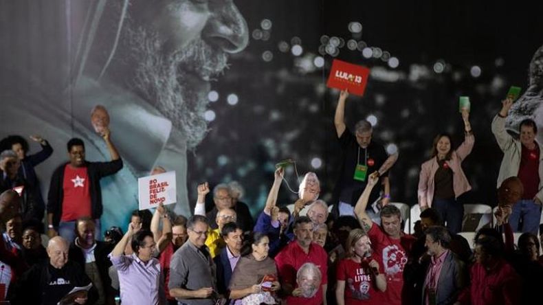 PT lanzó oficialmente candidatura de Lula