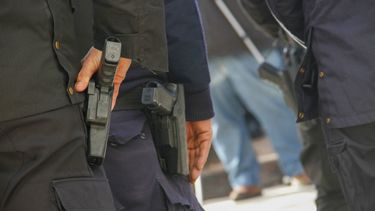 Un policía abatió a delincuente que intentó rapiñarlo