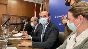 Mides e INAU se unen para atender a mayores con discapacidad