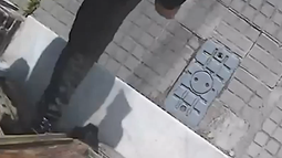 La Blanqueada: rompió la cerradura de una puerta de una patada y robó una casa a plena luz del día