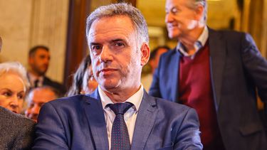 PIT-CNT plantea a Yamandú Orsi reducir la jornada laboral y crear un impuesto para combatir la pobreza infantil