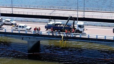 Fue reparado el oleoducto de Ancap que se rompió y generó un derrame de petróleo en el arroyo Solís