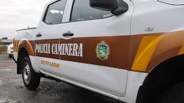 Un hombre de nacionalidad extranjera fue embestido por un auto en la Ruta Interbalnearia, en Pinamar Un hombre de nacionalidad extranjera fue embestido por un auto en la Ruta Interbalnearia, en Pinamar