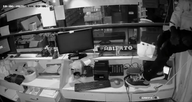 Imputan a un hombre de 47 años por hurto agravado tras el robo a un supermercado en Puntas de Valdez