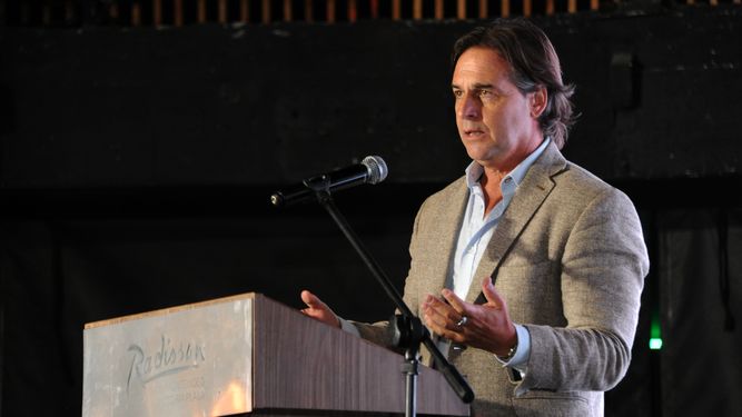 Luis Lacalle Pou destacó la confianza entre el Gobierno y la industria de la construcción | Presidencia