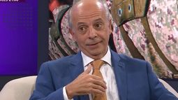 El ministro de Defensa, Javier García, explicó el nuevo reglamento de la Armada Nacional.