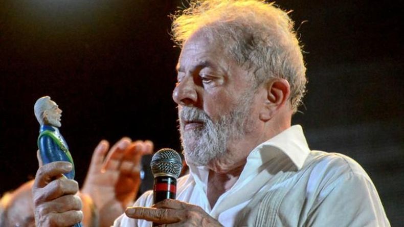Convocan a huelga de hambre a favor de la liberación de Lula