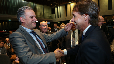 Luis Lacalle Pou y Yamandú Orsi coincidirán en la próxima sesión del Congreso de Intendentes