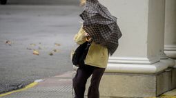 Inumet emitió alerta amarilla por vientos fuertes para la franja costera