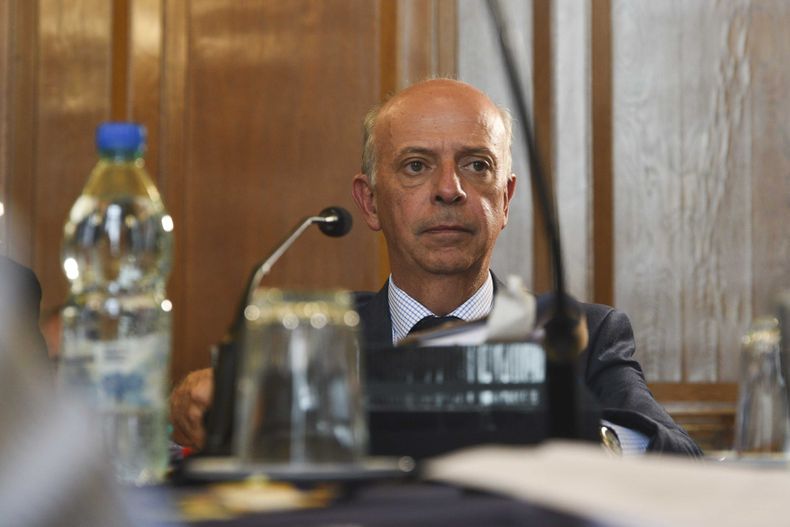 García: hubo un anuncio "fallido" sobre el sistema de aterrizaje y la conectividad aérea está "en manos del sindicato"