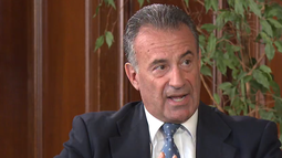 Daniel Salinas buscará la presidencia, pero del Colegio Médico