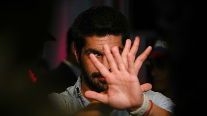 Andrés Ojeda calificó de lógica ridícula la de repartir el tiempo entre los candidatos coalicionistas para debatir con Orsi | FocoUy