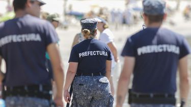 Armada rescató en aguas de Maldonado a dos pescadores