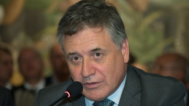 Gobierno evalúa el próximo cambio en el precio de los combustibles