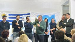 Álvaro Delgado llamó a votar las dos hojas en la convención de la Lista 404