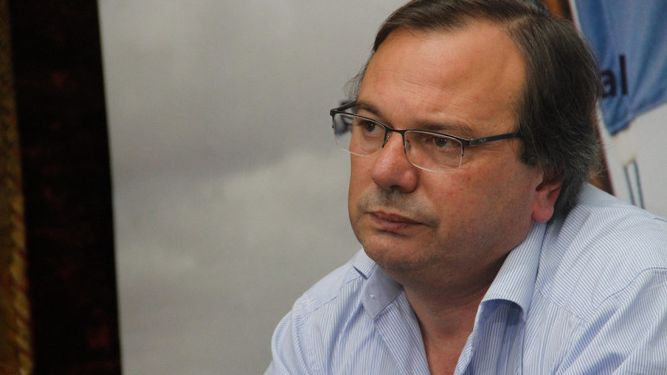 Hospitalizaron al ministro de Transporte, José Luis Falero