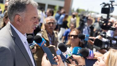 Yamandú Orsi no se niega a analizar propuesta del PIT-CNT, pero aclaró que la posición del Gobierno es clara