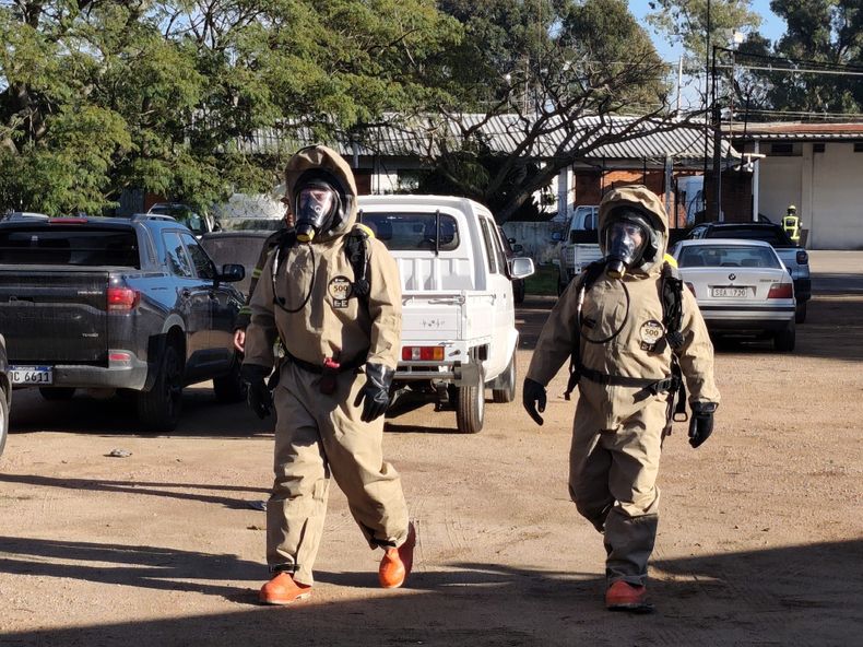 Evacuaron una planta de agua mineral en Pajas Blancas por un escape de amoníaco