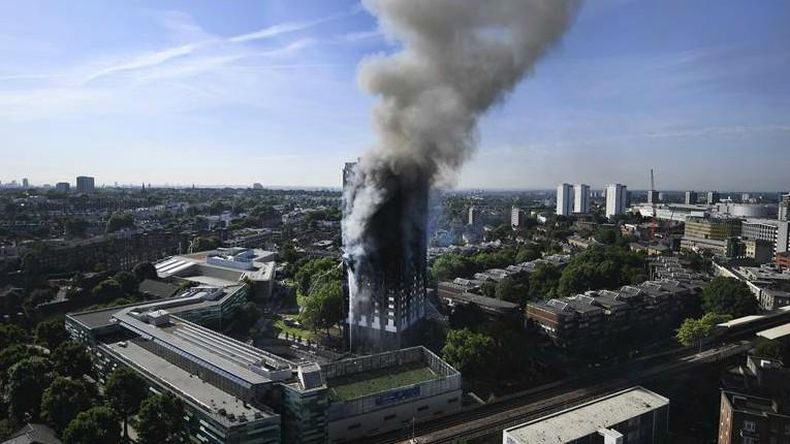El incendio de Londres en 15 impactante imágenes
