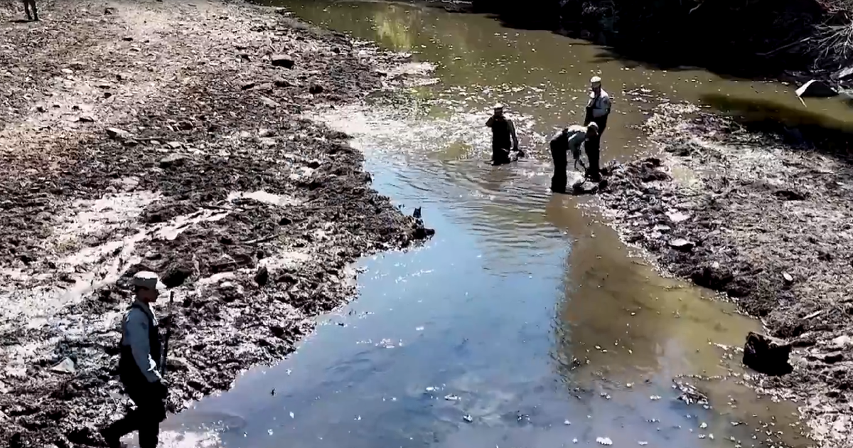 Déficit hídrico en Minas: Ejército realiza tareas manuales para sostener el abastecimiento de agua potable