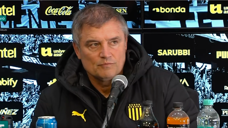Diego Aguirre: "Estamos en deuda con la gente y el objetivo es el Campeonato Uruguayo"