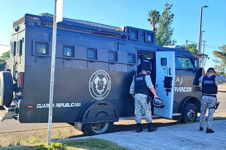 La Justicia dejó en libertad al hombre que llevaba un arma escondida en el cochecito de un bebé