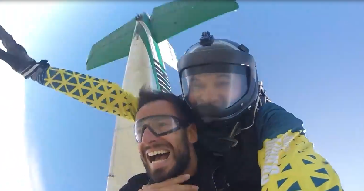 Cruce de campeones: un crossfitter se subió a un avión y saltó en paracaídas por primera vez