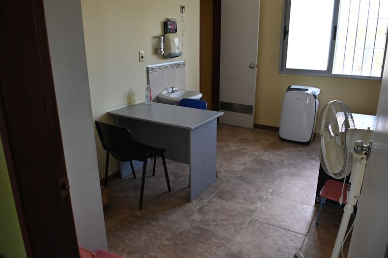 Este lunes reabrió sus puertas la policlínica Villa Farre.
