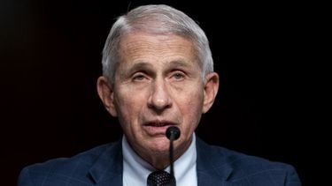 Es muy poco probable que coronavirus se erradique, advierte Fauci