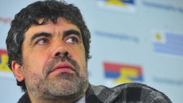 Andrade respondió acusaciones de acomodar a su pareja