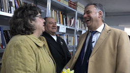 Gustavo y Rosita dieron el sí ante el intendente de Canelones, Yamandú Orsi.
