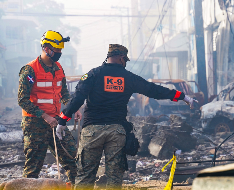 Luto en Dominicana por explosión que mató a 27 personas